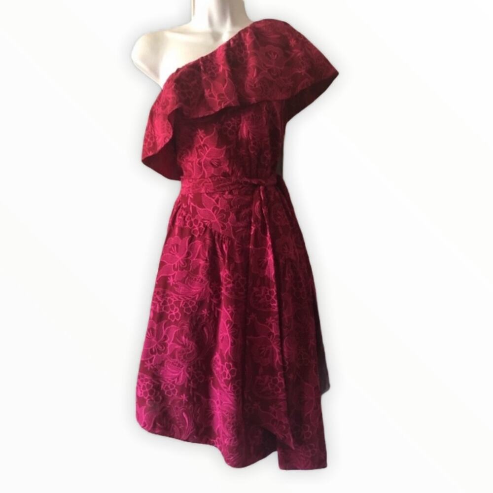 New Devlin‎ One Shoulder dress